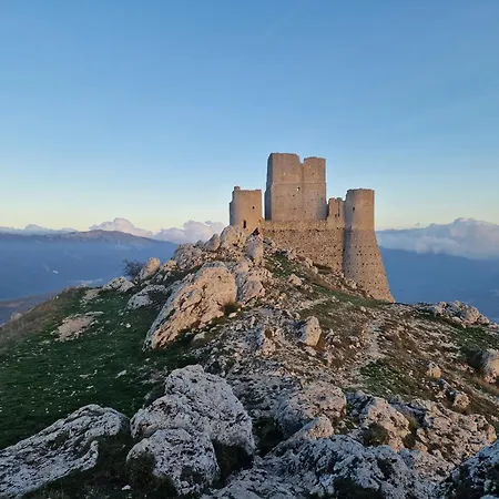 Gabriella's Cozy House By Tramonti Appartement LʼAquila