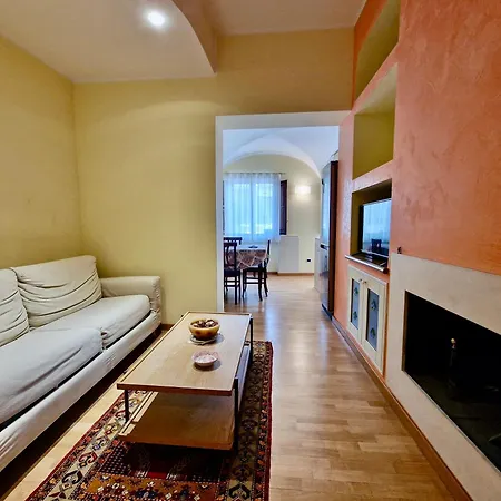 Gabriella's Cozy House By Tramonti * L'Aquila